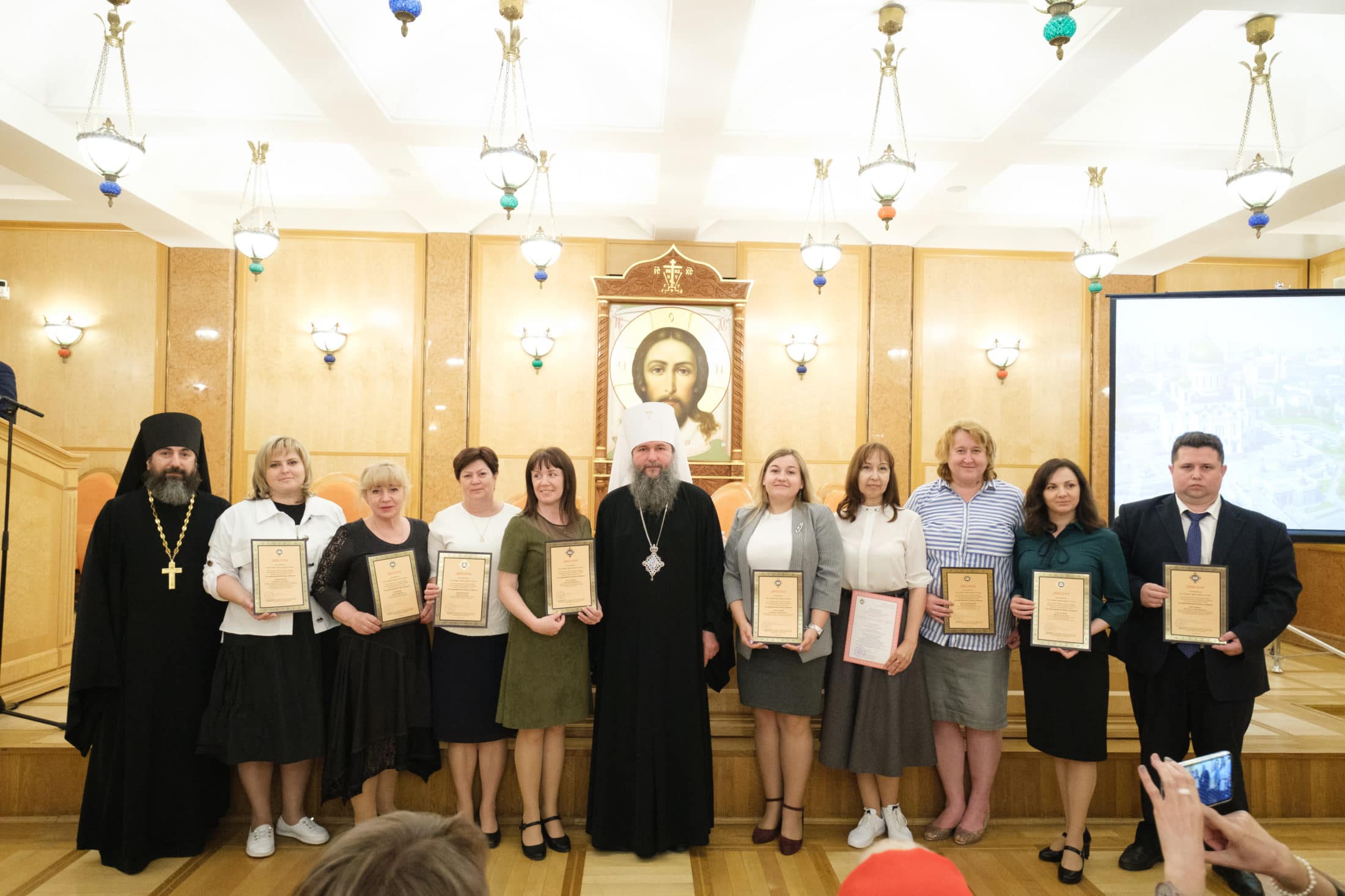 Прошел круглый стол с участниками и победителями XV Всероссийского конкурса «За нравственный подвиг учителя»