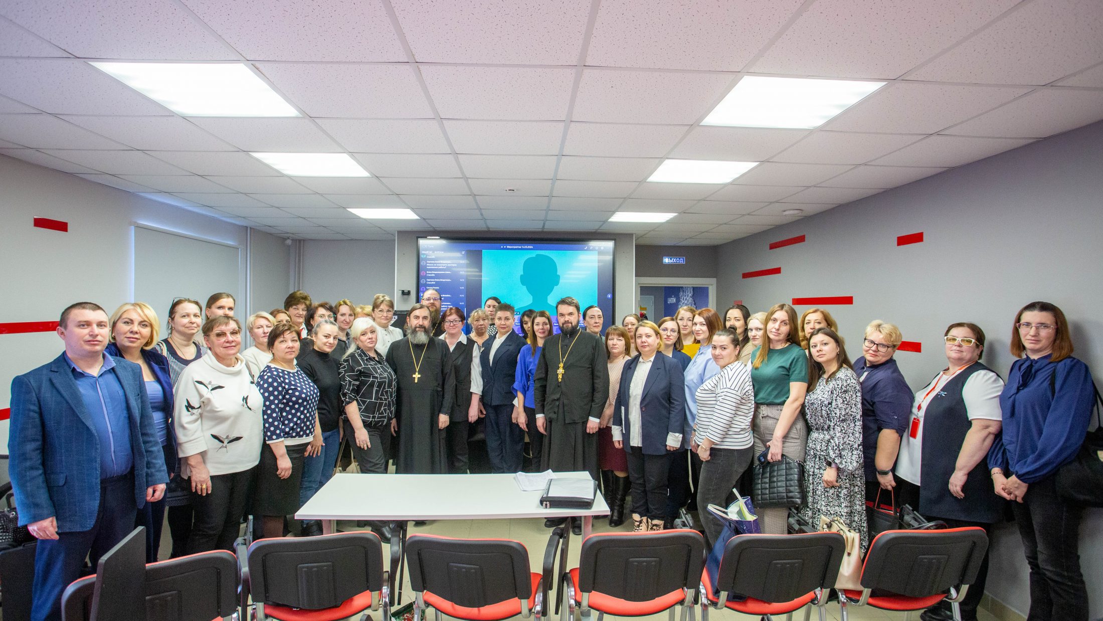 В Ханты-Мансийске состоялся обучающий семинар для педагогов – участников Всероссийского конкурса «За нравственный подвиг учителя»